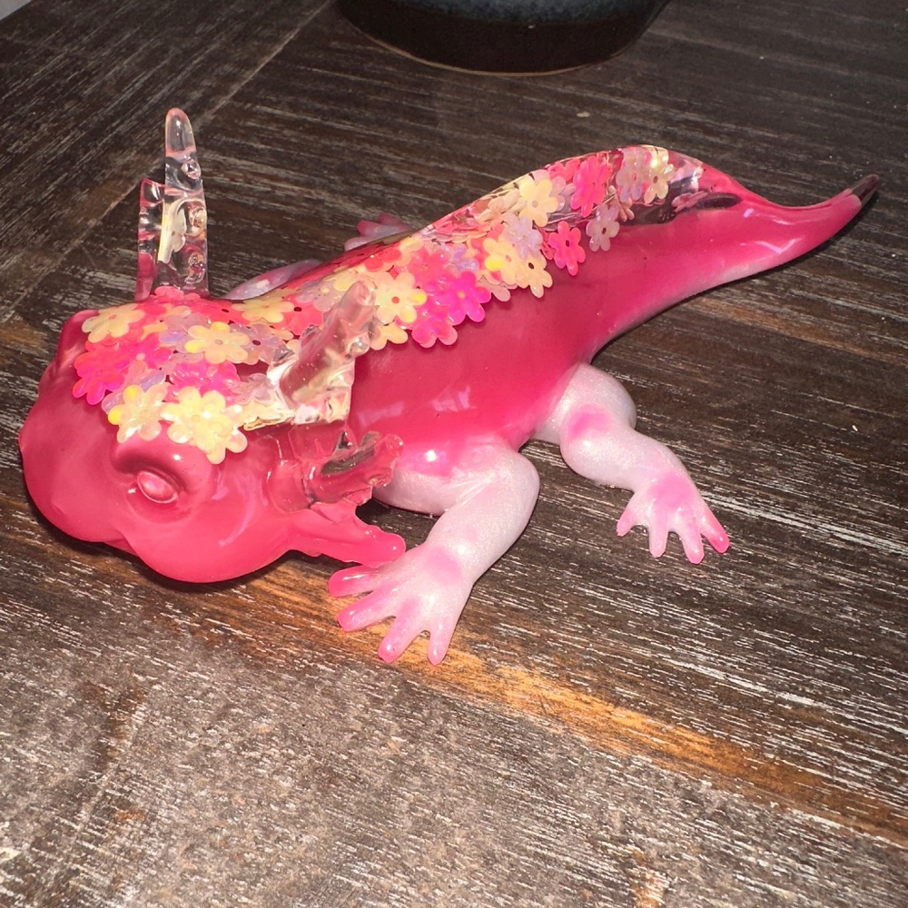 Figurine, ocelot, handcrafted, brand new